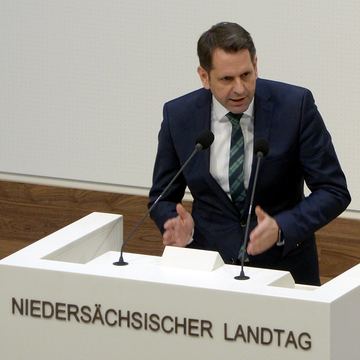 Umweltminister Olaf Lies im Niedersächsischen Landtag (13. Dezember 2017)