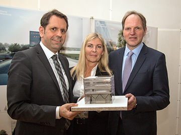 Preisverleihung des Architektenwettbewerbs für die Planung des Trilaterale Weltnaturerbe Wattenmeer Partnerschaftszentrums (März 2018)
