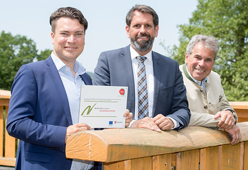 Umweltminister Olaf Lies übergibt Förderbescheid für Baumwipfelpfad im Landkreis Harburg (Mai 2018)