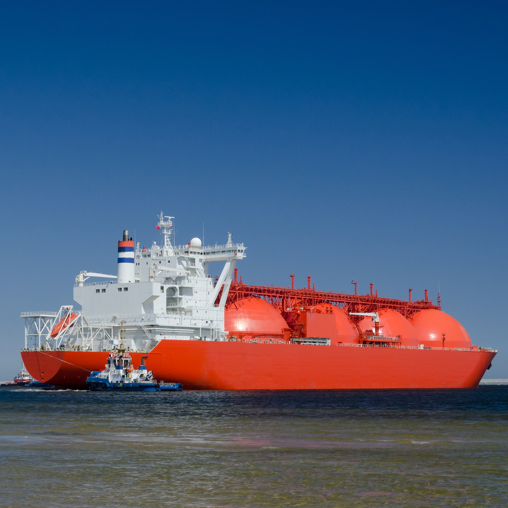 Flüssiges Erdgas (LNG) wird in speziellen Frachtschiffen transportiert.